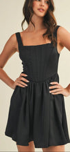 CORSET LINE SLEEVELESS FLARE DRESS