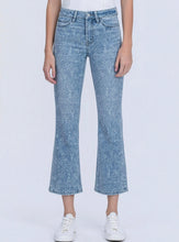 HIGH RISE FLORAL PRINT CROP EASY FLARE JEANS