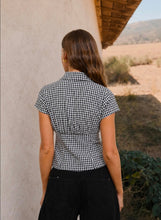 GINGHAM COLLARED SHORT SLEEVE CONTOURED TOP