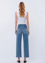 HIGH RISE PATCH POCKET SLIM WIDE JEANS