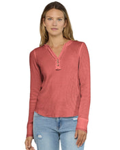 REARDAN WASHED WAFFLE HENLEY