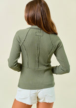 Half Zip-Up Long Sleeve Top w/ Thumb Hole