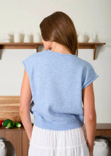 RAW EDGE V NECK SLEEVELESS KNIT CARDIGAN SWEATER