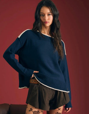 CONTRAST TRIM BOAT NECK
