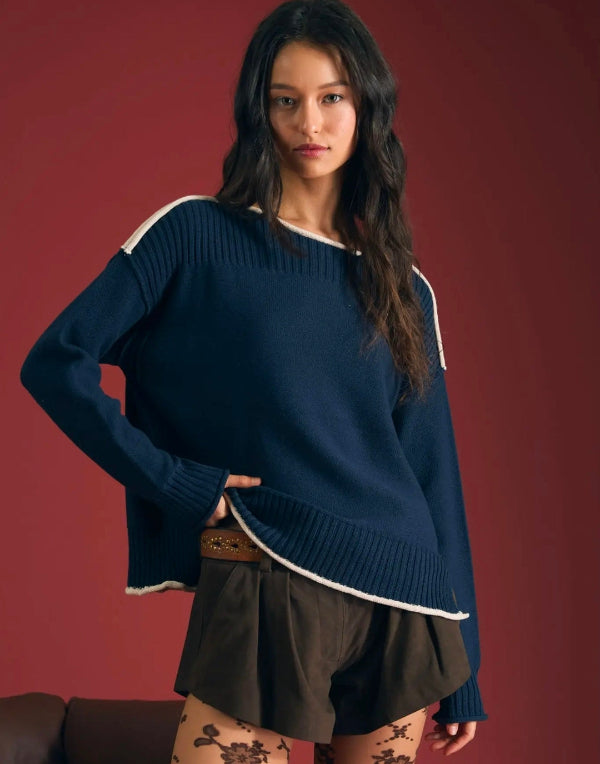 CONTRAST TRIM BOAT NECK