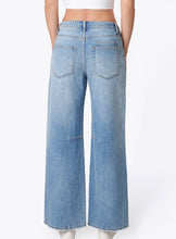 HIGH RISE PATCHWORK DETAIL JEANS