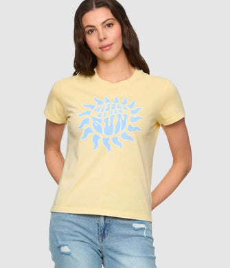 KISSED BY THE SUN SS GRAPHIC TEE