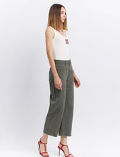 Super High Rise Elastic Waistband Barrel Jeans