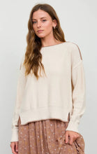 CONTRAST TRIM BOAT NECK