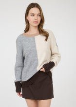 Colorblock Front Seam Long Sleeve Knit Sweater
