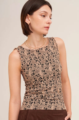 Floral Lettuce Edge Top