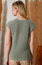 Raw Edge Short Sleeve Henley Sweater Knit Top