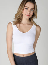 Ribbed V neck Crop